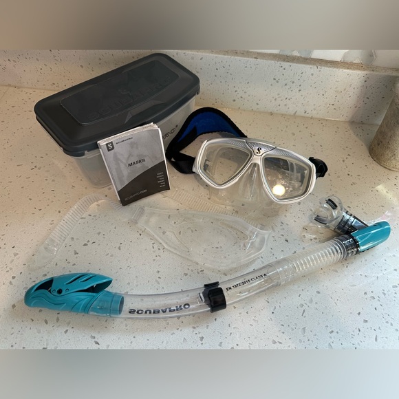 Scubapro Snorkel and Mask Set - Picture 1 of 2